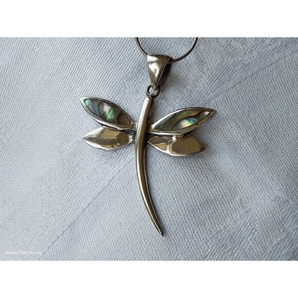 Sterling silver dragonfly with abalone shell wings pendant with sterling chain - Picture 2 of 9